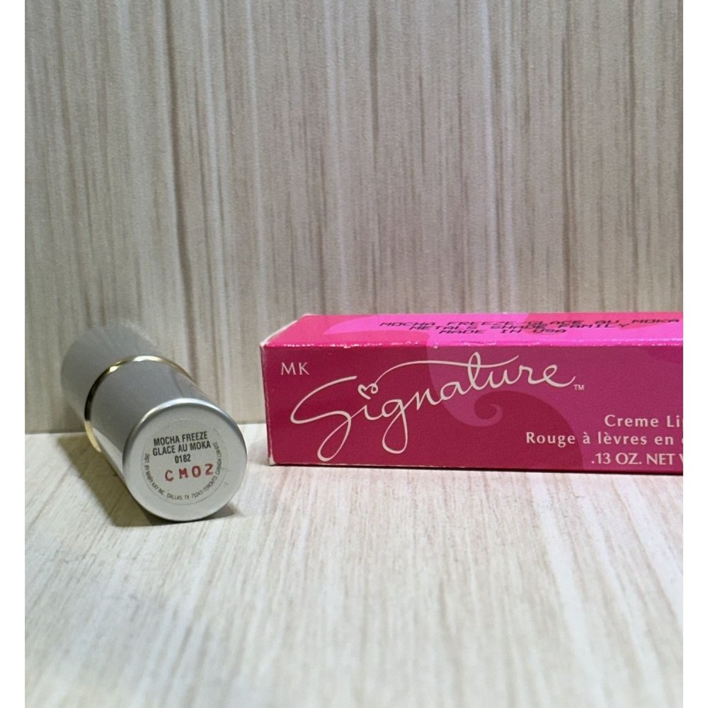 DISCONTINUED New In Box Mary Kay Signature Creme Lipstick Mocha Freeze Full Size - Picture 4 of 8